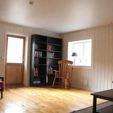 Apartamento Kaupanger Hovedgard